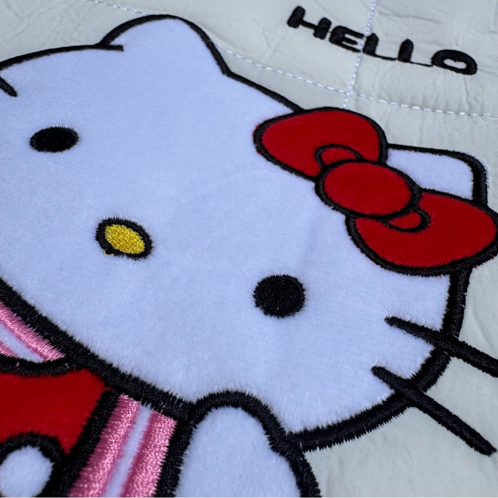 Hello Kitty White Padded Tote Handbag - Picture 2 of 6